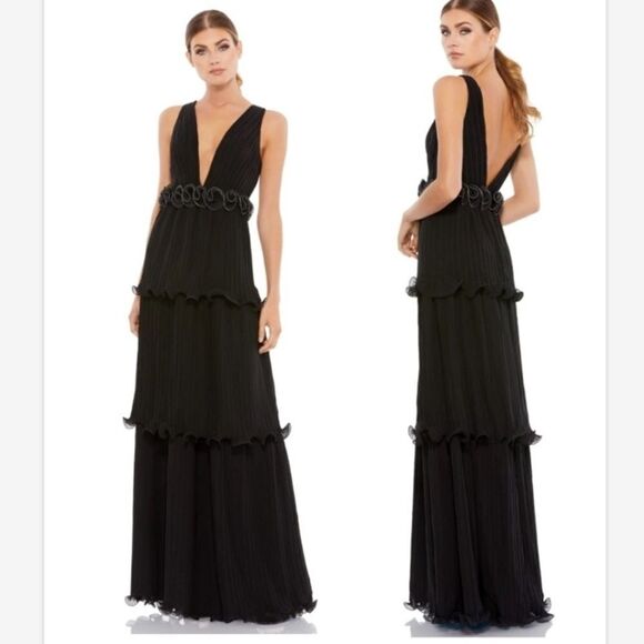 MAC DUGGAL ROSETTE RUFFLE LAYERED DRESS Black size 8 NWT